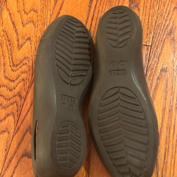 Crocs Iconic Comfort Kelli Black Ballerina Womens 8 Slip On Flat Bendable Shoes - Picture 14 of 16